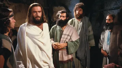 जी जायला के बाद यीसु चेलवन से मिललथीन